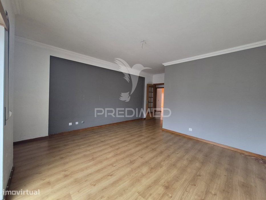 Apartamento T2-3Ass.Feijó-Vale Flor de Baixo-Almada