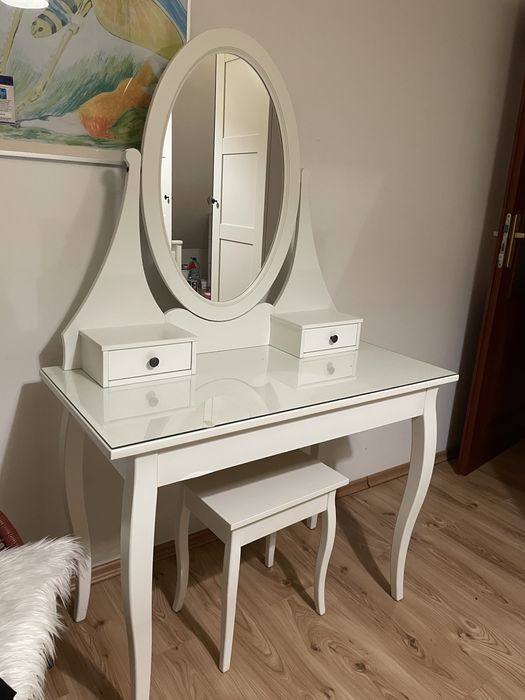 toaletka ikea hemnes
