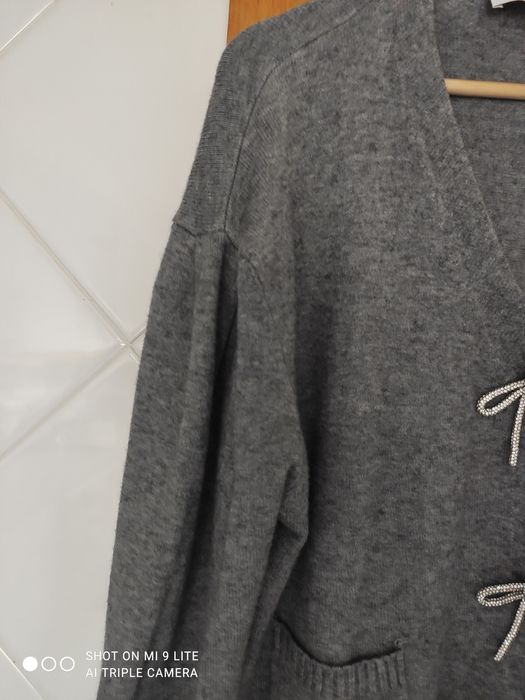 Casaco de malha cinza