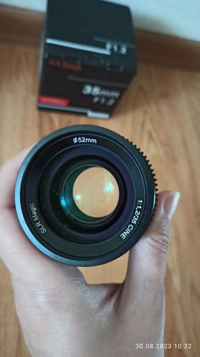 Объектив для Sony SLR magic  35  mm f/1.2