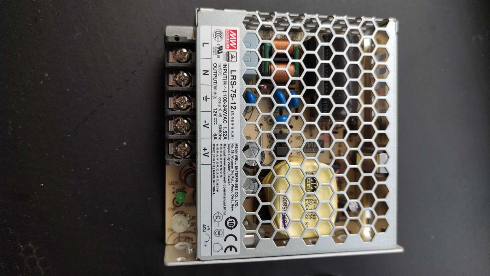Продам LRS 75-12 - Блок живлення Mean Well , 12v 6 А