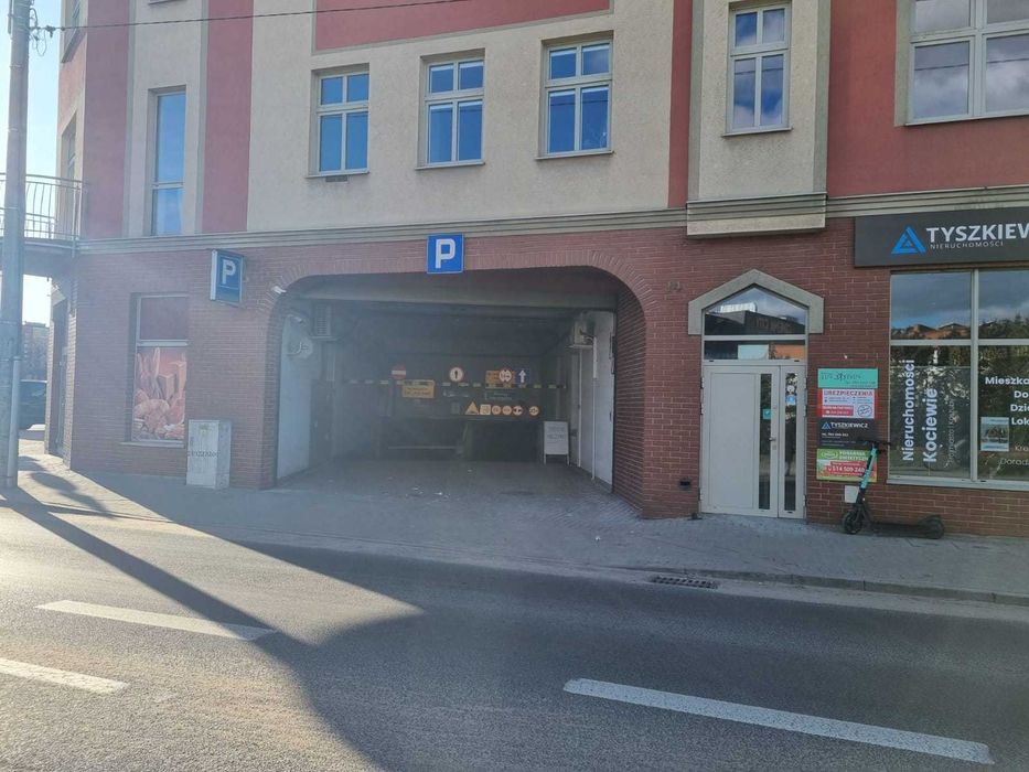 Miejsce parkingowe w hali garażowej PARKING GARAŻ - View 3