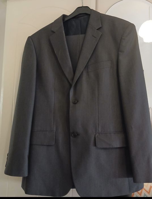 Fato de homem tam 44