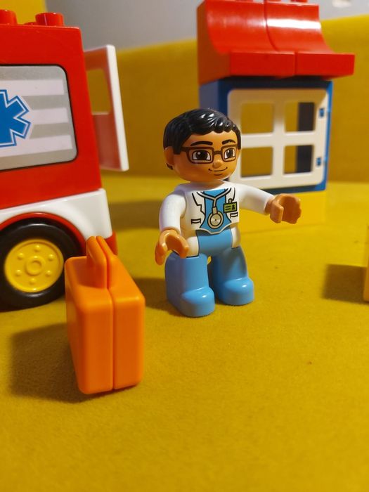 Lego Duplo 10527, karetka i lekarz