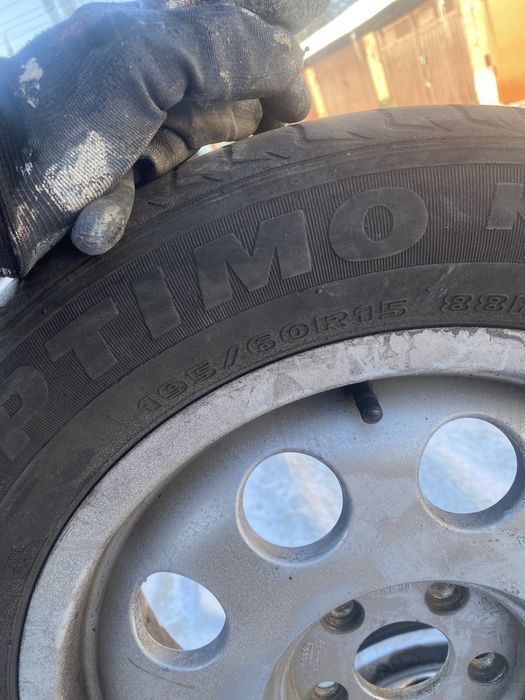Комплект дисков ауди 5/100 с резиной 195/60/15