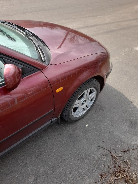 Автомобіль пассат б5