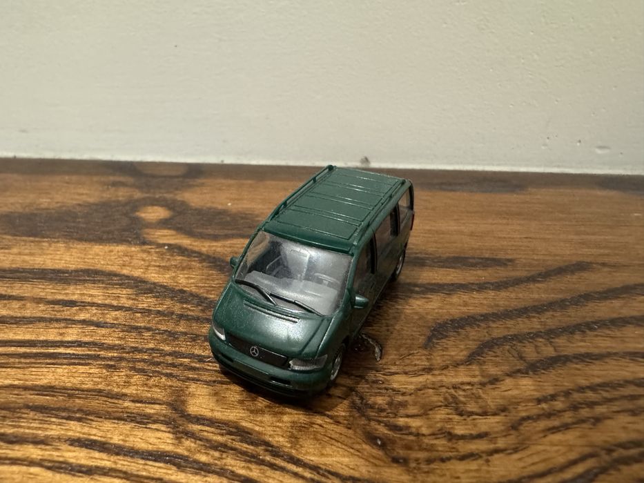 Mercedes Vito V-klasa Wiking 1:87 H0