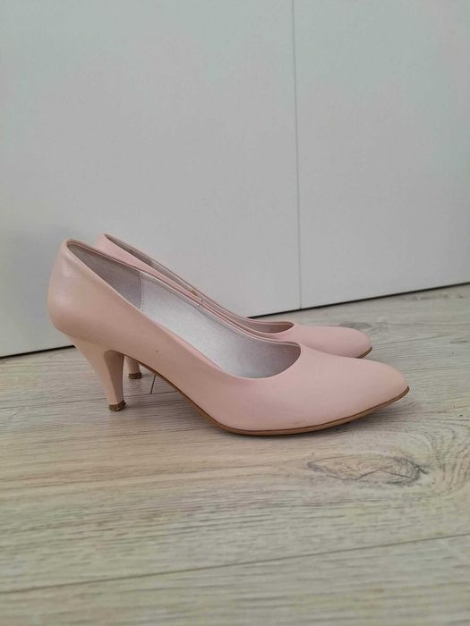 skórzane pantofle damskie Gatuzo