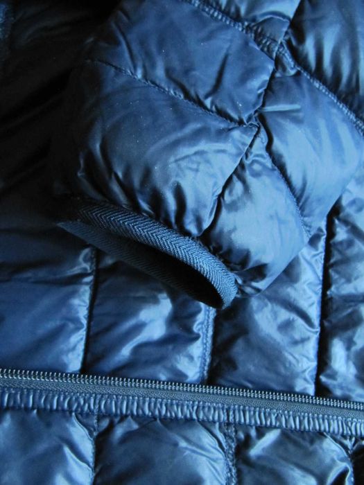 Kurtka damska ultralekka  EMPORIO ARMANI EA7 rozmiar L jak nowa