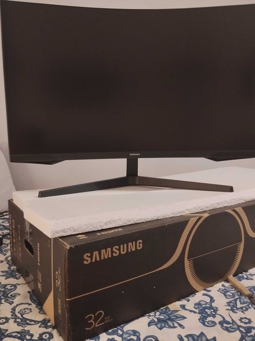Monitor  Samsung 4k Como novo