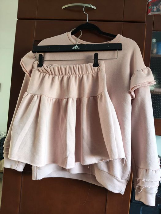 Komplet bluza plus spódniczka