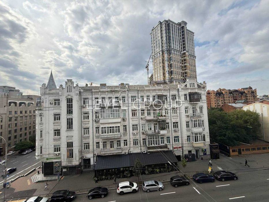 Офіс S=98 кв.м. центр метро Палац Спорту Гулівер