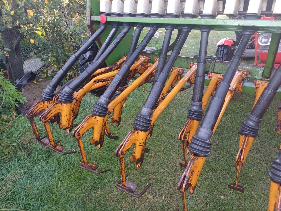 Czesci siewnika amazone d7