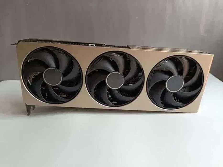 RTX 5070 TI 16GB msi inspire 3X OC plus