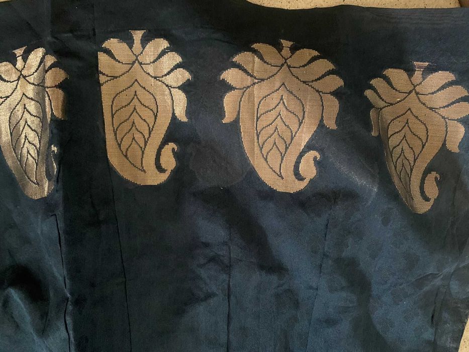 Meio saree indiano Saia, blusa e xale.