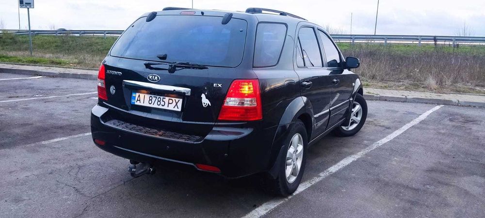 Автомобіль кіа соренто