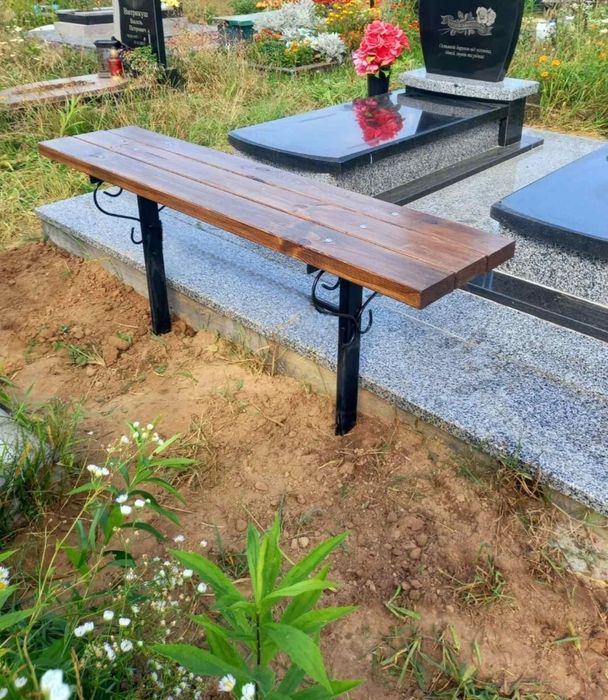 Лавка/для саду/на цвинтар/на кладовище/стіл