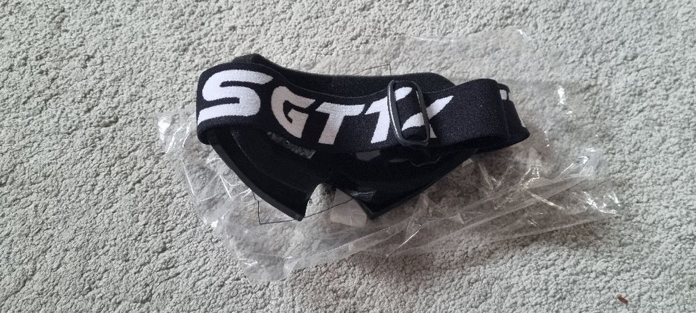 Gogle Sgttx.  .    .