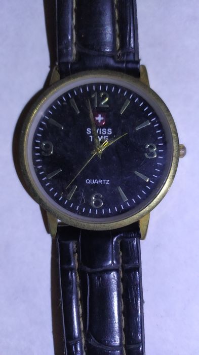 Кварцевые часы Swiss time на запчасти