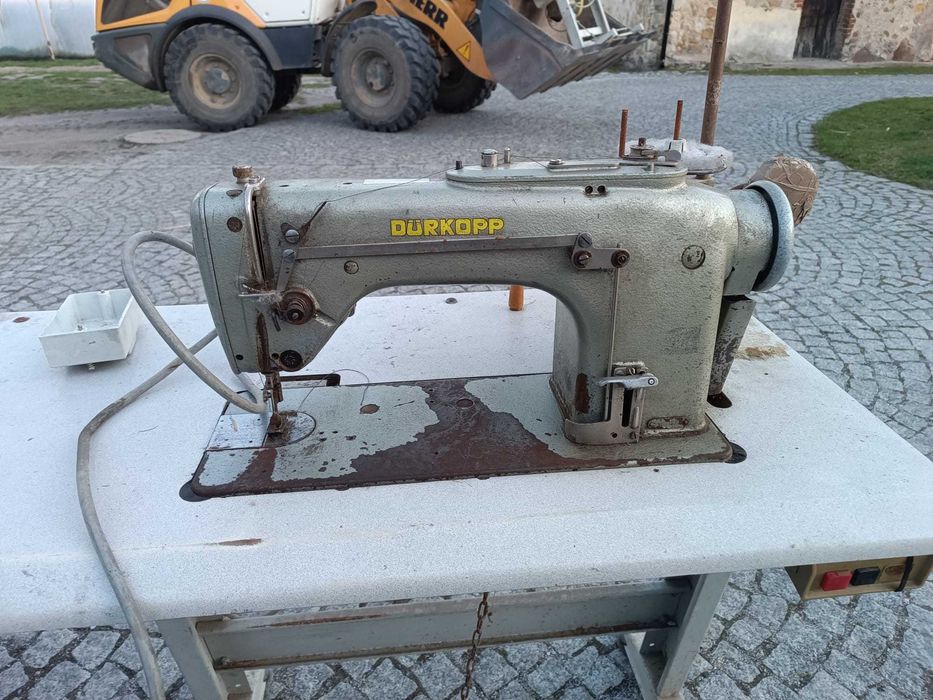 Maszyny do Szycia -potrójny transport