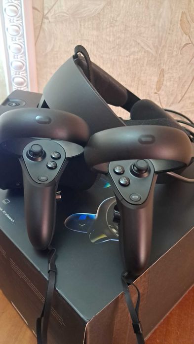 Окуляри віртуальної реальності Oculus Rift S