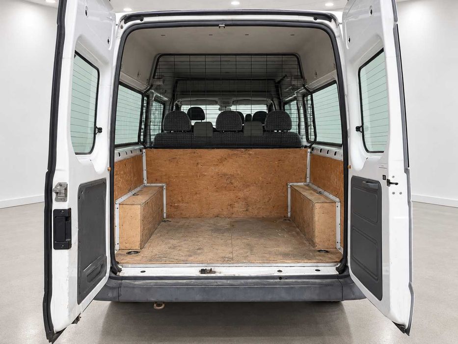 Ford Transit 330L 2.2 TDCi Longa-T.Médio 9 Lug