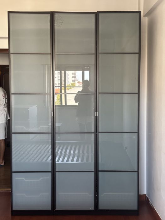 Armária com três portas
