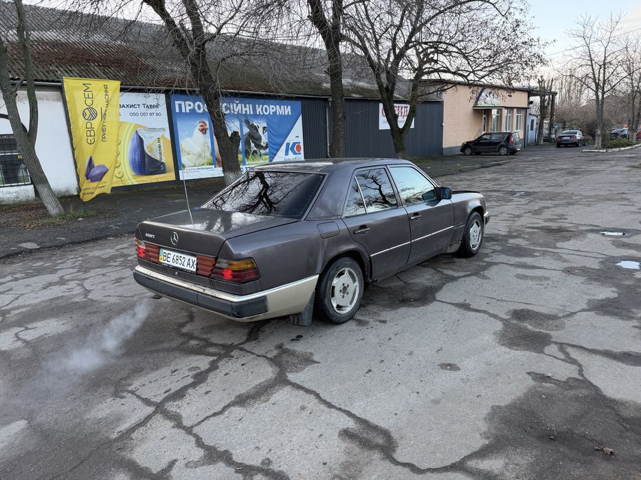 Продам мерседес 124 на автомате