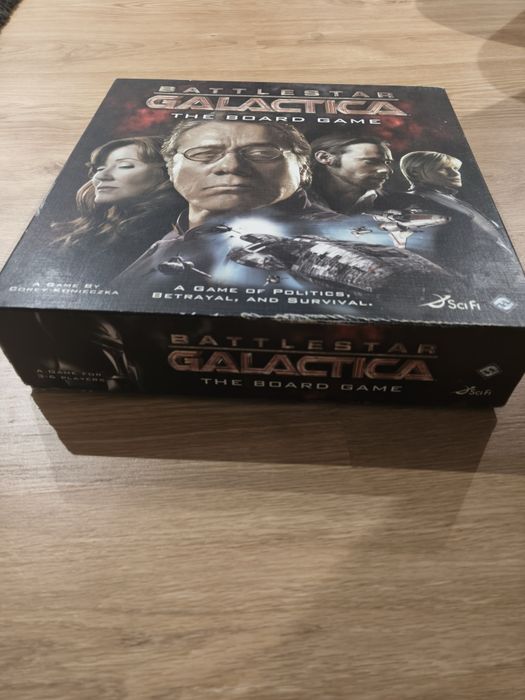 Battlestar Galactica com insert 3D513895136536176641