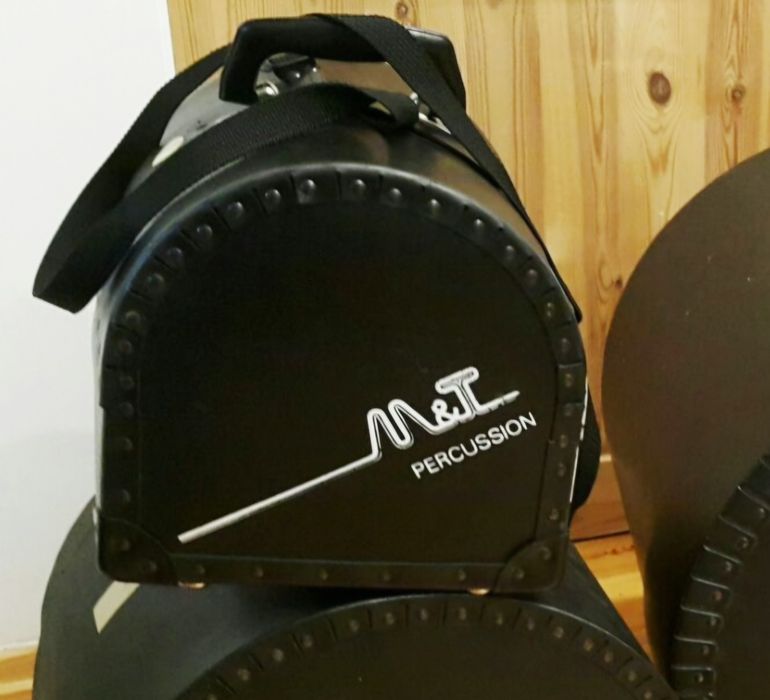 Sztywny futerał,  case na tom tom 8"