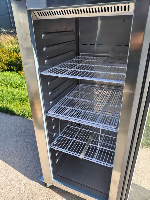 Lodówka TEFCOLD RK710G | 520 l | GN 2/1 | Powystawowa