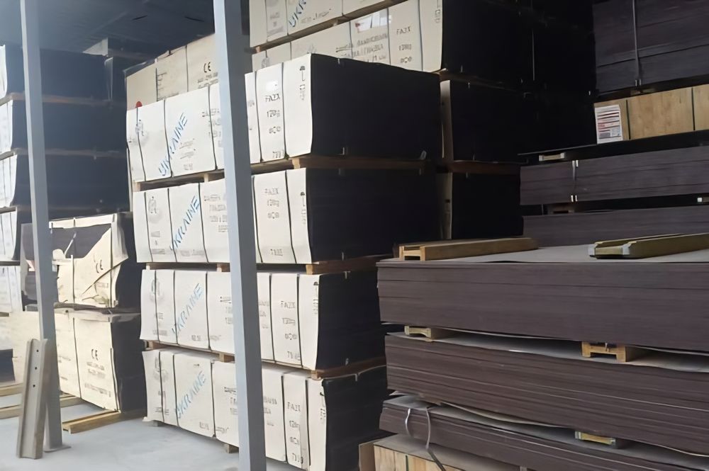 Водостійка ламінована фанера 6-30мм