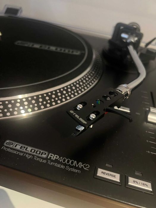 Reloop RP 4000 MK2 e Reloop RP 4000M