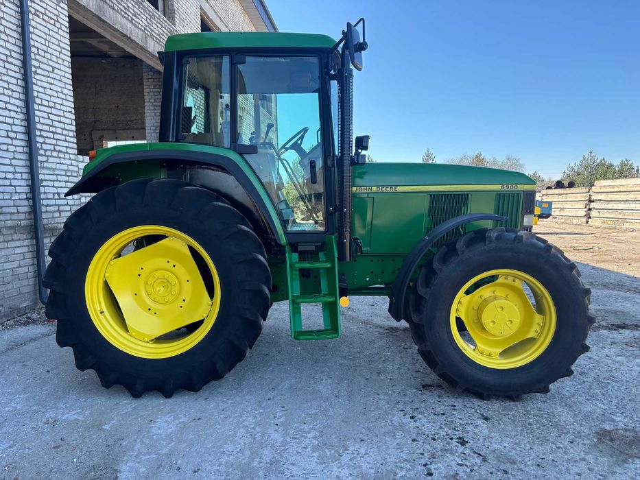 Трактор John Deere 6900 130к.с.