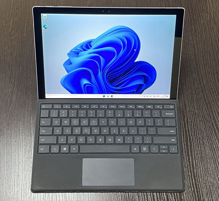 Microsoft Surface Pro 5 i7 16Gb 512GbSSD +Windows ліцензія активований