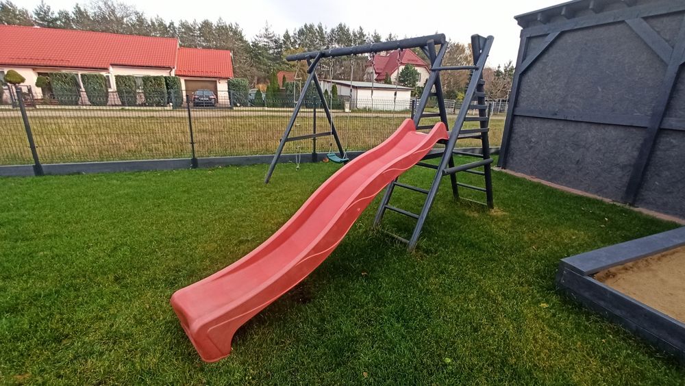 Plac zabaw drewniany