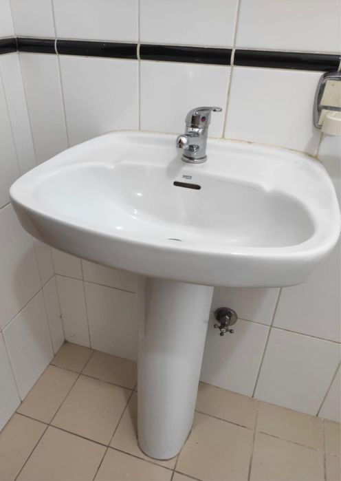 Conjunto WC / Casa de banho /Sanitários