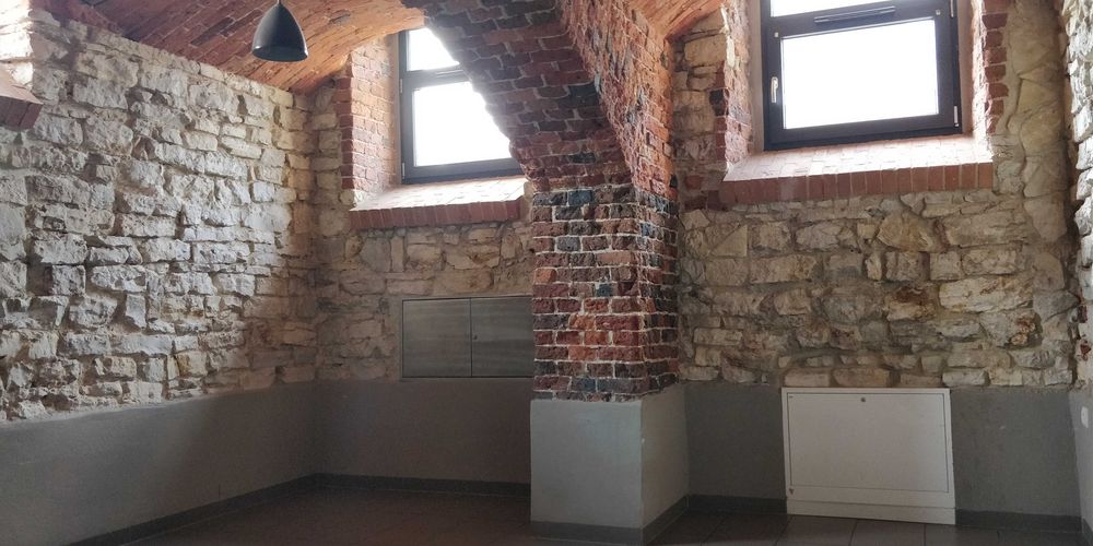 Mam do wynajęcia lokal usługowo- handlowy