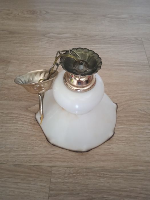 Люстра у приміщення