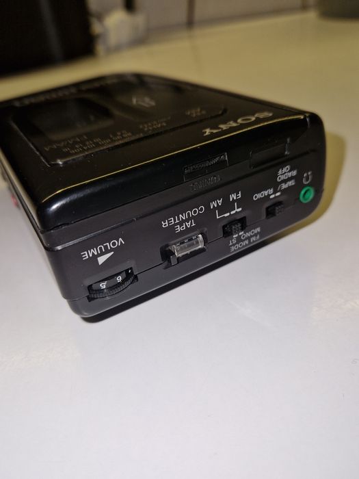 Wolkmen Sony WM-F 2041 Made in Japan z radiem