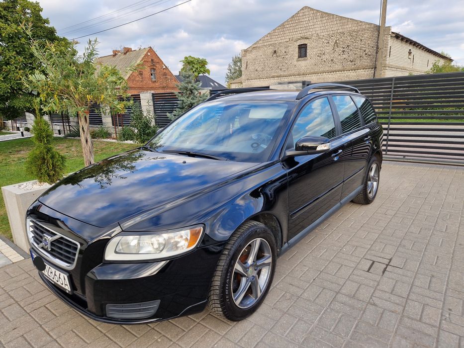 Volvo V50