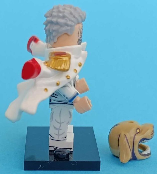 Monkey D. Garp v2 (One Piece)