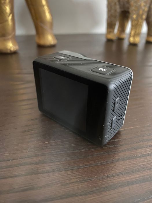 Vendo máquina fotográfica 4K sub aquática