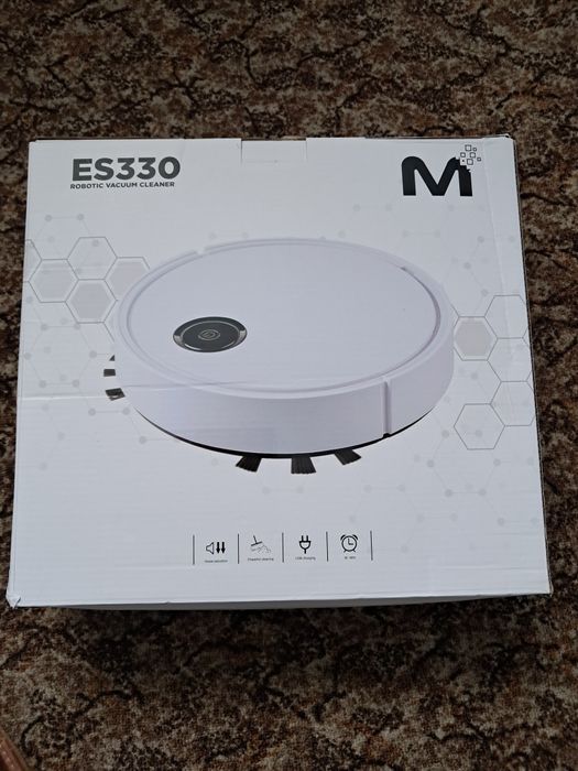 ES330  - super robot odkurzający.
