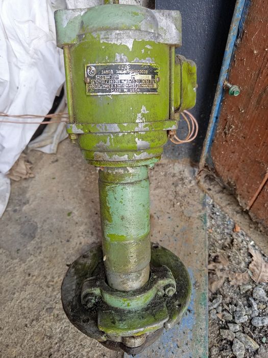 Насос до фрезерного станка