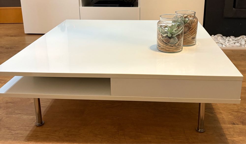 Mesa de Centro Branca – Design Moderno