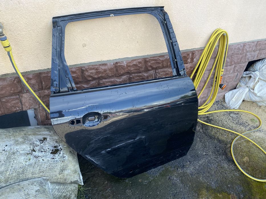 Задня права дверка Renault Scenic