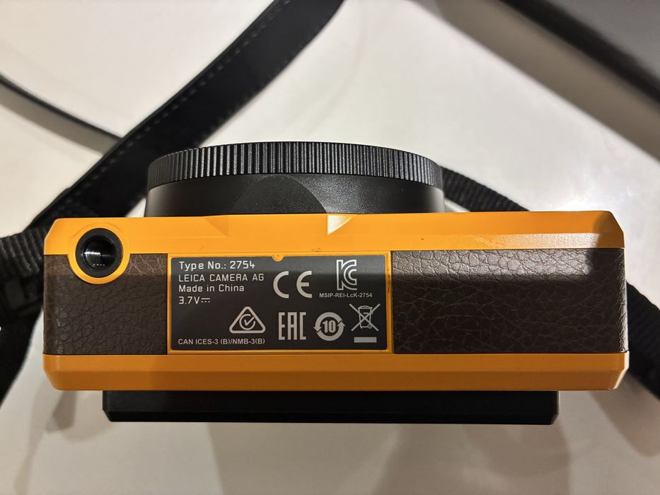 Leica Sofort como nova