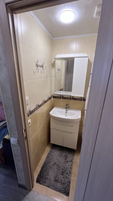 Продам дворівневу квартиру-гостинку