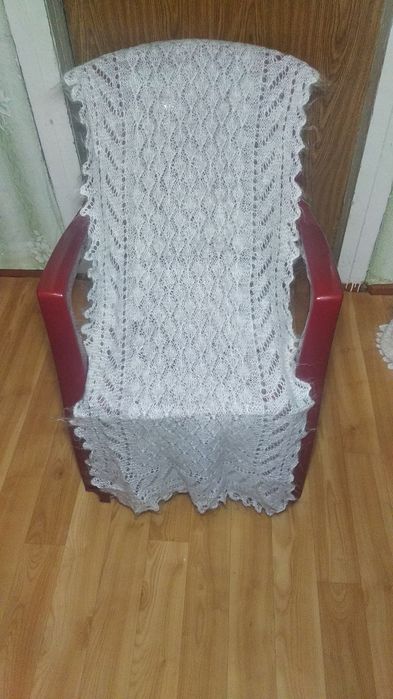 Шарф белый ажурный из козьего пуха